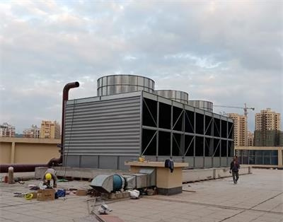 中央空調冷卻塔噪聲治理解決措施(中央空調冷卻塔如何進行噪聲治理),中央空調冷卻塔噪音多大